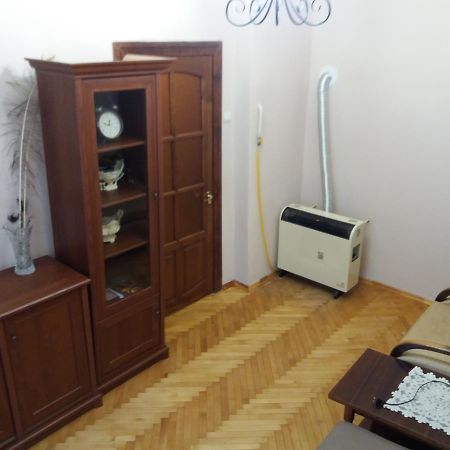 דירות לבוב Pylnykarska 6 מראה חיצוני תמונה